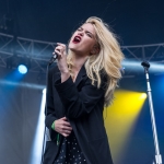 Sky-Ferreira_09